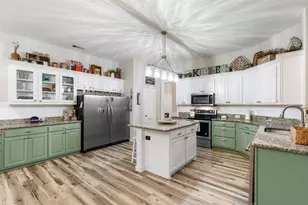 4404 Cluster Oak Ct, Granbury, TX 76049 - Photo 11