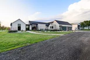 1800 Moseley Rd, Ennis, TX 75119 - Photo 35