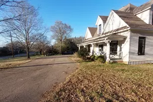 601 Holbrook St, Mount Vernon, TX 75457 - Photo 5