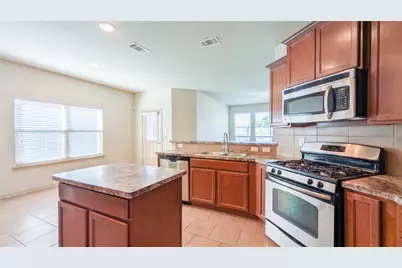 5821 Comanche Peak Drive, Fort Worth, TX 76179 - Photo 7