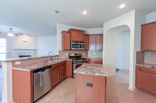 5821 Comanche Peak Dr, Fort Worth, TX 76179 - Photo 5