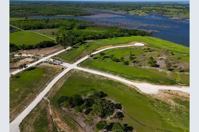 261 Clubhouse Drive, Windom, TX 75492 - Photo 9