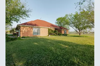 275 Salesville Road, Mineral Wells, TX 76067 - Photo 3