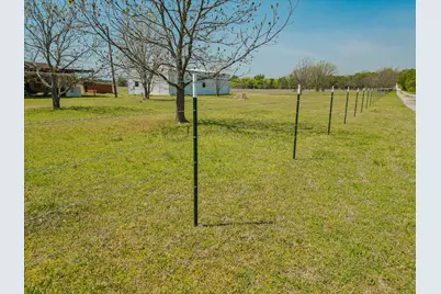 275 Salesville Road, Mineral Wells, TX 76067 - Photo 15