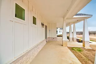 117 Mustang Springs Cir, Sunset, TX 76270 - Photo 7
