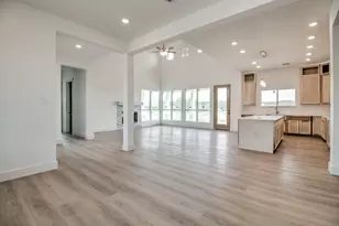 117 Mustang Springs Cir, Sunset, TX 76270 - Photo 7