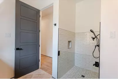 1014 Chaparrel Lane, Possum Kingdom Lake, TX 76449 - Photo 19