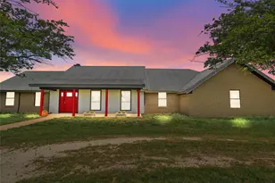 9518 County Rd 913, Godley, TX 76044 - Photo 1
