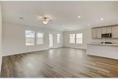 2225 Zephyr Drive, Princeton, TX 75407 - Photo 3