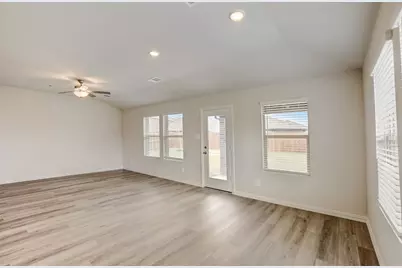 2225 Zephyr Drive, Princeton, TX 75407 - Photo 9