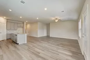 2225 Zephyr Dr, Princeton, TX 75407 - Photo 7