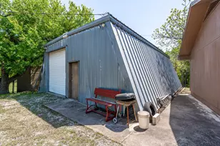 317 Peach St, Dublin, TX 76446 - Photo 7