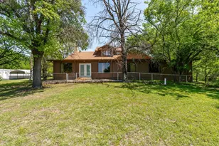 317 Peach St, Dublin, TX 76446 - Photo 5