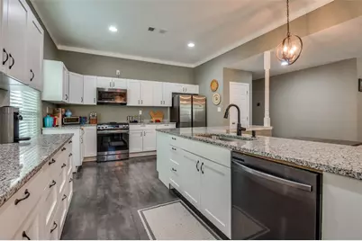 411 E Ross Street, Waxahachie, TX 75165 - Photo 5