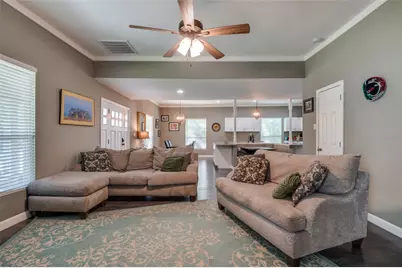 411 E Ross Street, Waxahachie, TX 75165 - Photo 9