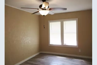 505 W 10th Street, Bonham, TX 75418 - Photo 7