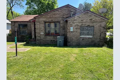 2402 E Overton Road, Dallas, TX 75216 - Photo 1