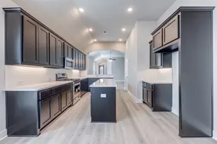 3913 Talisker Blvd, Sherman, TX 75090 - Photo 7