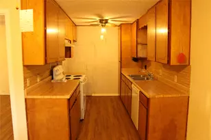 611 E 8th St, Cisco, TX 76437 - Photo 5