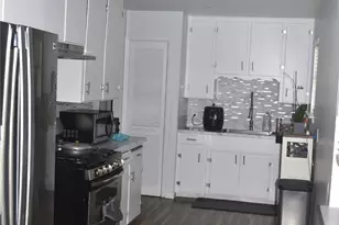 372 Shoreline Dr, Azle, TX 76020 - Photo 5