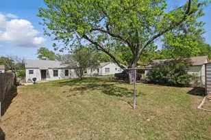 2104 W Lotus Ave, Fort Worth, TX 76111 - Photo 21