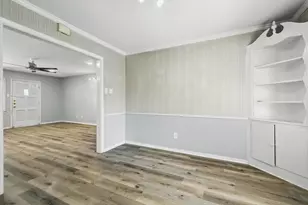 2104 W Lotus Ave, Fort Worth, TX 76111 - Photo 9