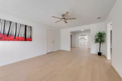 5816 Kilpatrick Avenue, Fort Worth, TX 76107 - Photo 7