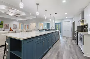 7028 Oakfield Corner Ct, North Richland Hills, TX 76182 - Photo 11