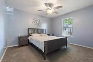 7028 Oakfield Corner Ct, North Richland Hills, TX 76182 - Photo 17