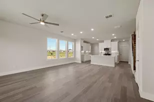 1137 Carnation Dr, Crowley, TX 76036 - Photo 7