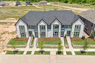 1137 Carnation Dr, Crowley, TX 76036 - Photo 3