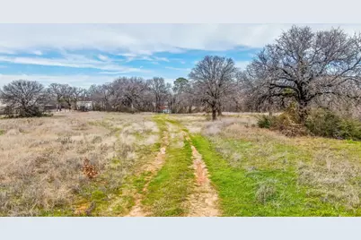 2 Elkhorn Drive, Arlington, TX 76016 - Photo 7