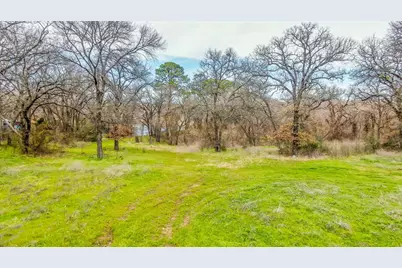 2 Elkhorn Drive, Arlington, TX 76016 - Photo 9