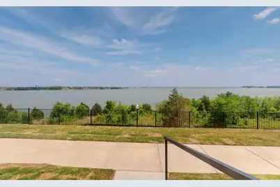2208 Fairwater Mews, Rowlett, TX 75088 - Photo 5
