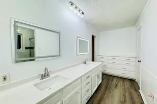 4421 Woodridge Dr, Arlington, TX 76013 - Photo 23