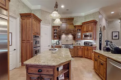 3925 Westway Terrace, Fort Worth, TX 76179 - Photo 13