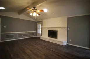 634 Ray Ave, DeSoto, TX 75115 - Photo 3