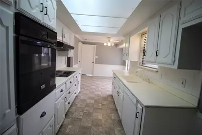 634 Ray Avenue, DeSoto, TX 75115 - Photo 23