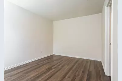 1013 Earle Avenue, Waco, TX 76704 - Photo 15