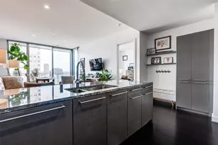 2900 McKinnon St, Dallas, TX 75201 - Photo 5