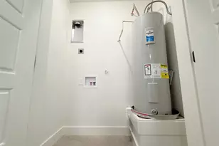 611 W Baker St, Denison, TX 75020 - Photo 9