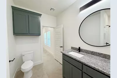 611 W Baker Street, Denison, TX 75020 - Photo 13