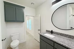 611 W Baker St, Denison, TX 75020 - Photo 13