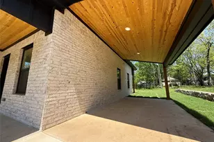 611 W Baker St, Denison, TX 75020 - Photo 21