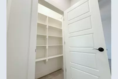 611 W Baker Street, Denison, TX 75020 - Photo 15