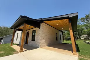 611 W Baker St, Denison, TX 75020 - Photo 1