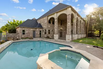 1019 Walnut Falls Circle, Mansfield, TX 76063 - Photo 7