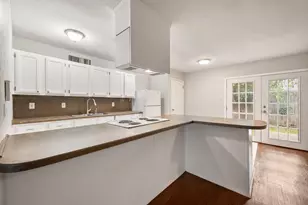 6606 Greenfield Dr, Arlington, TX 76016 - Photo 11