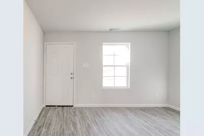 213 Arbor Court, Granbury, TX 76048 - Photo 17