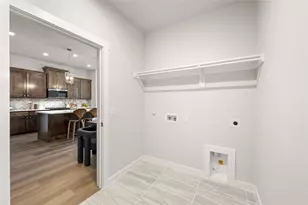 2621 St Helena Ln, Grand Prairie, TX 75054 - Photo 15